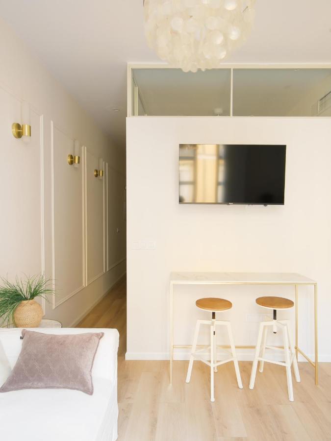 Staylish Studio Apartment In Malasana مدريد المظهر الخارجي الصورة